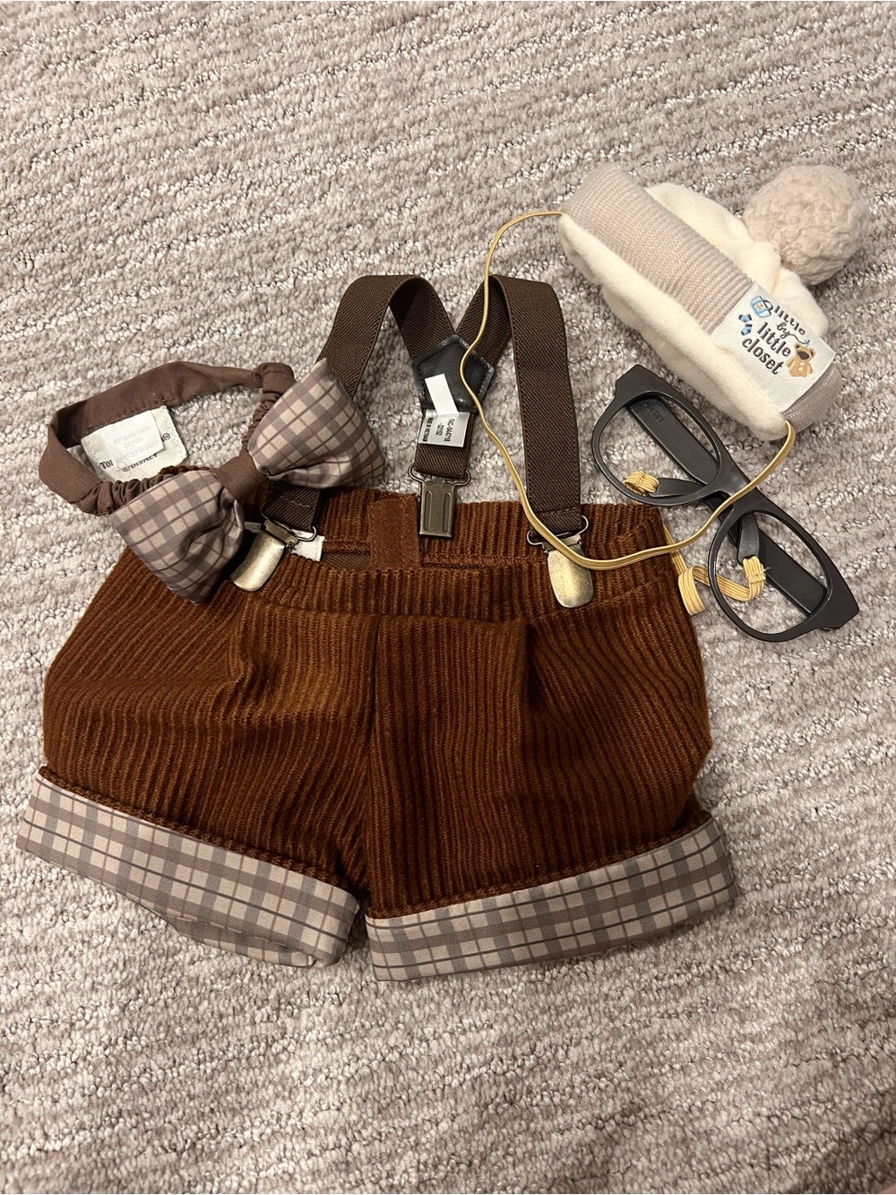 Tokyo Disney Sea “Little by Little Closet” outfit, fits ~16” teddy bear, NWOT.